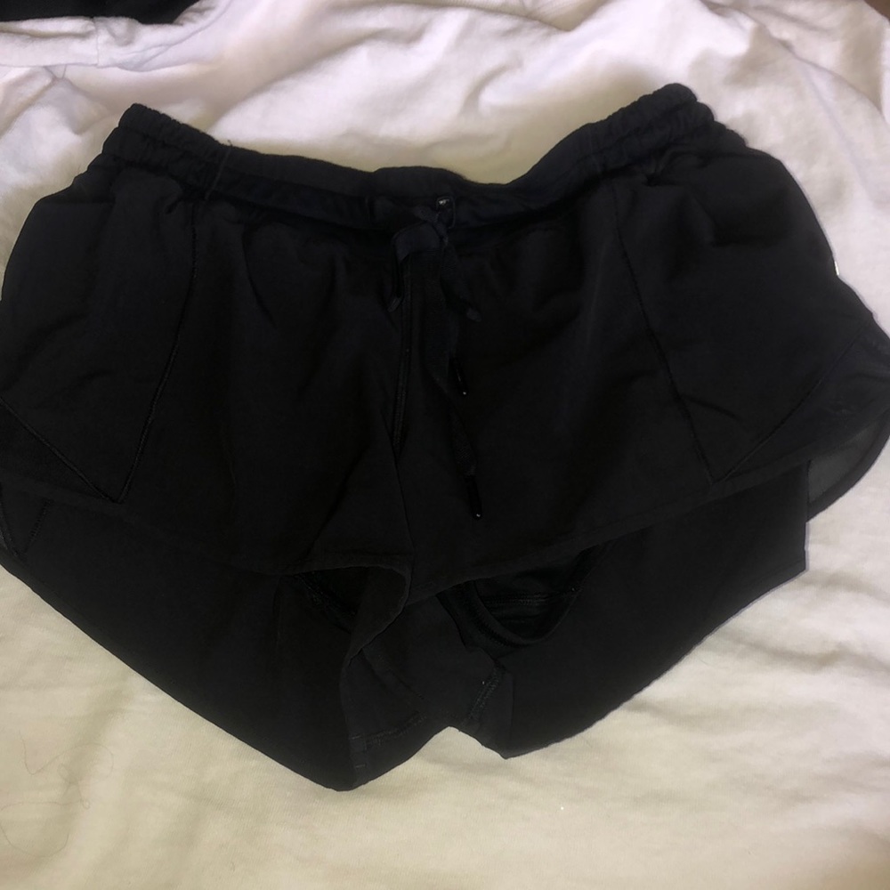 Lululemon Hotty hot shorts